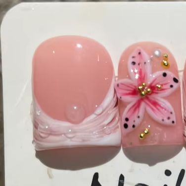 Nail Art Leopard - 10個/セット ヌードピンクグラデーション ショートハンドメイドプレスオンネイル レオパード柄ネイルアート付き クールガールズサマー キャットアイつけ爪