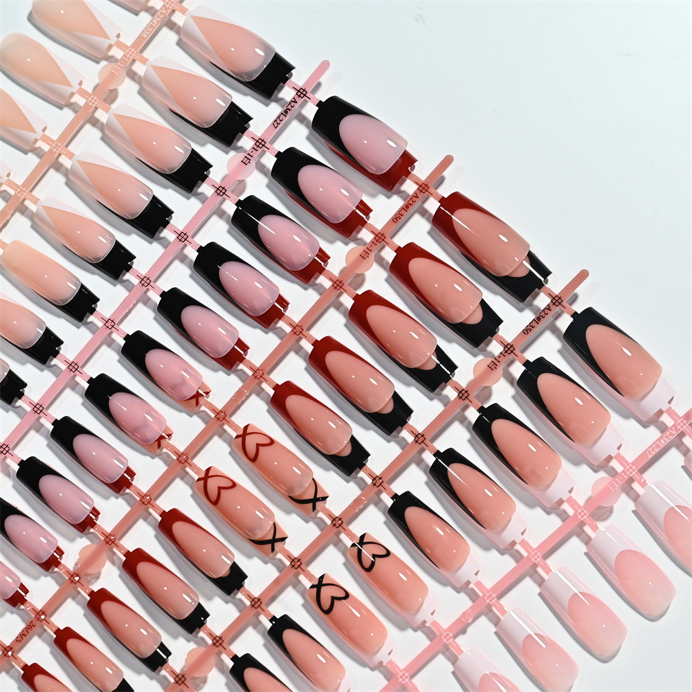 120枚入りミディアムスクエアフレンチプレスオンネイルブラッ - Nail Art Wedding のレビューと価格
