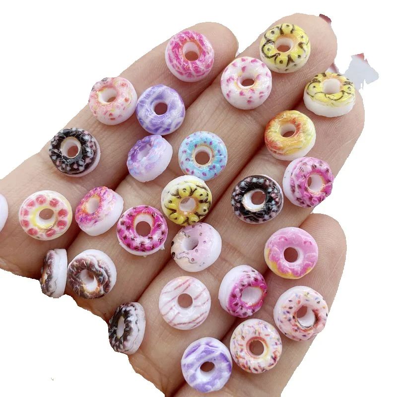50個入り ネイルアート レジン製 キュートなドーナツシリー - Nail Art Motif のレビューと価格