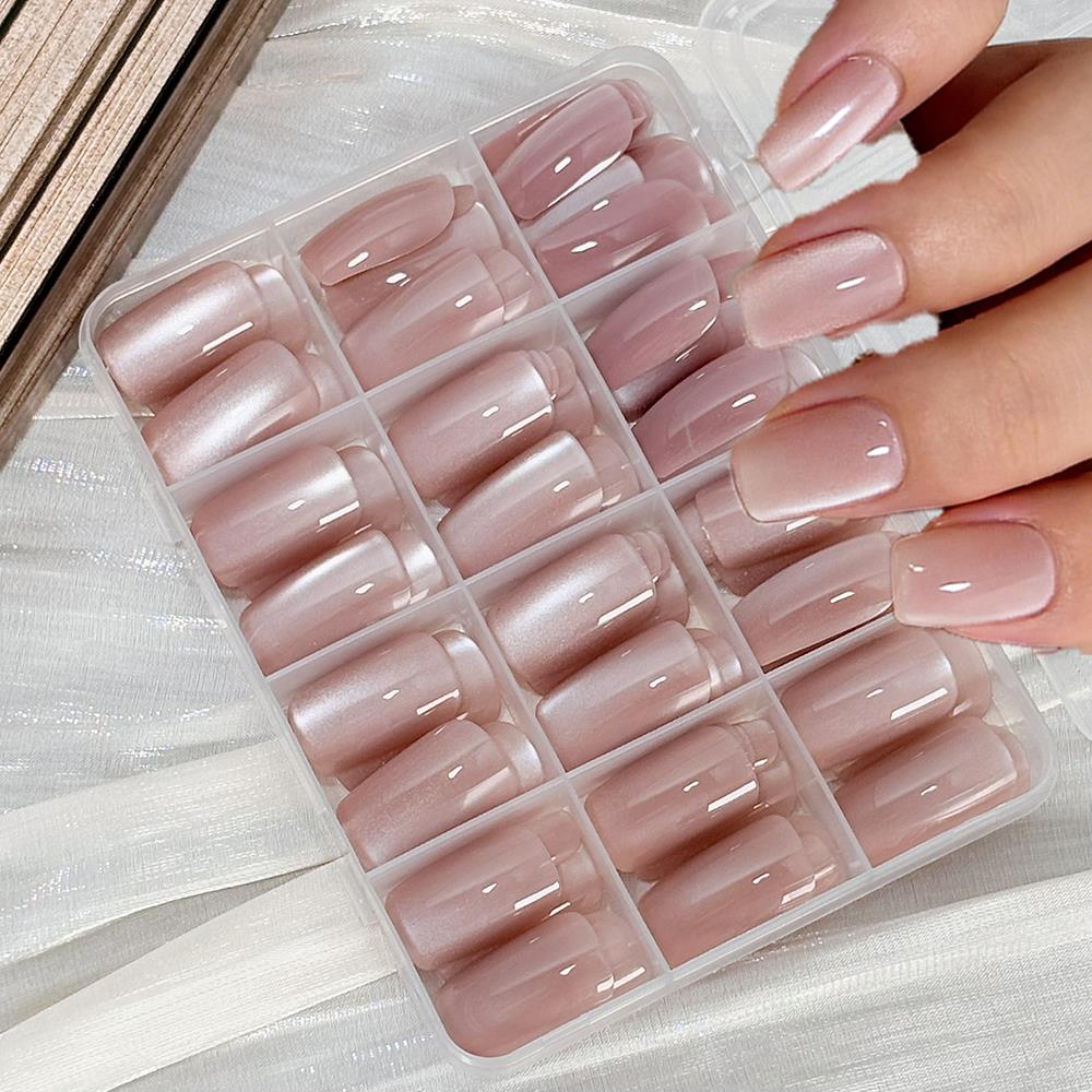 144枚入り 光沢のあるヌードピンクのキャッツアイフェイクネ - Nail Art Wedding のレビューと価格