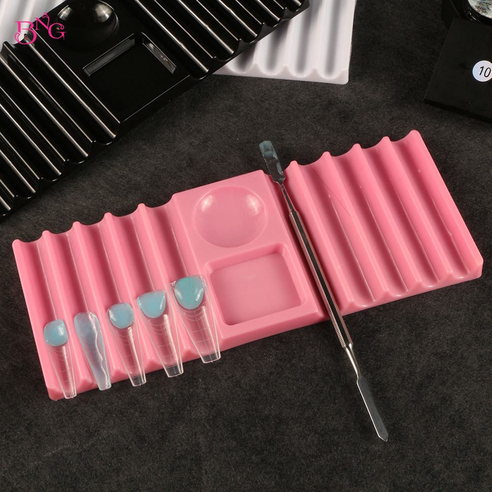 BNGデュアルフォームホルダー プラスチック製ペンスタンド  - Nail Art Motif のレビューと価格