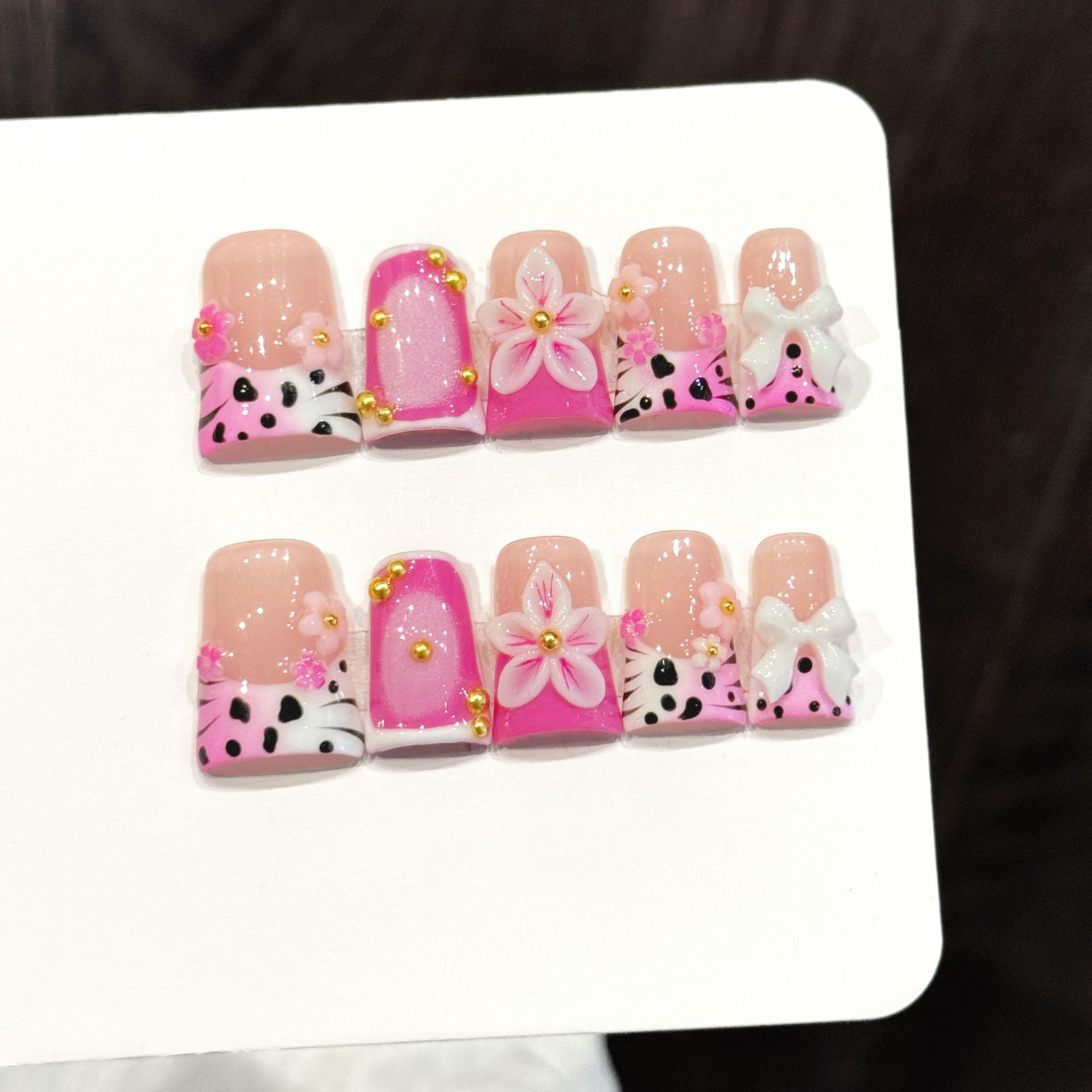 10個入り オーシャンスタイル フェイクネイル ダックビル  - Nail Art Design のレビューと価格