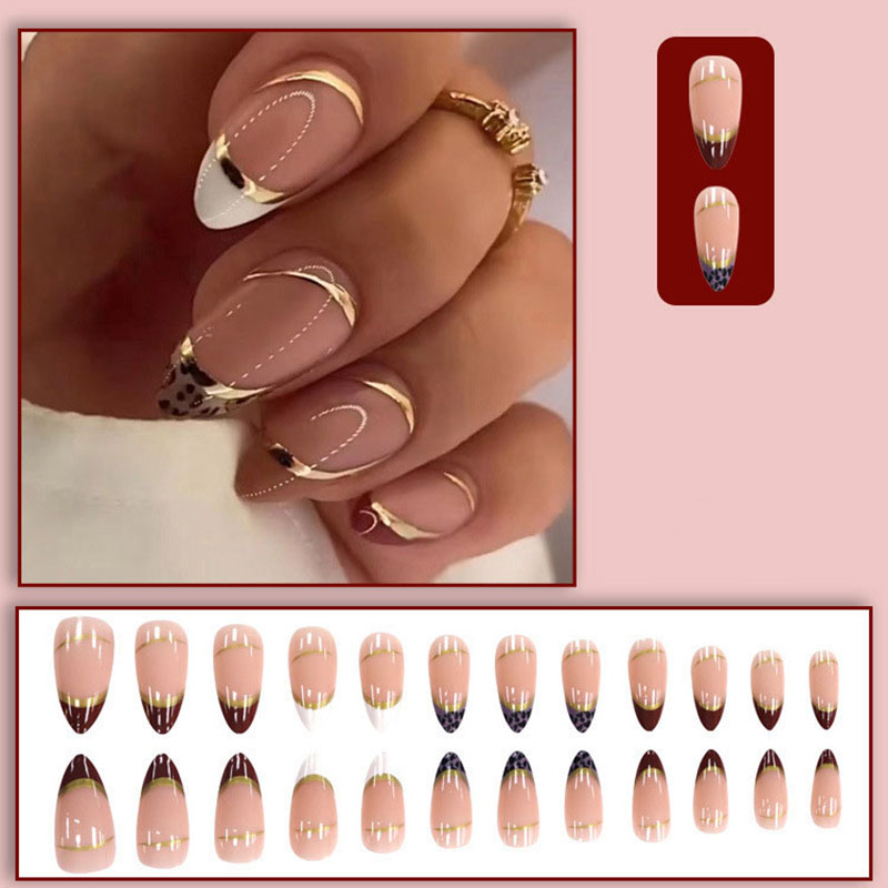 女性・女の子向けミディアムサイズのつけ爪、ヌードアーモンドネ - Nail Art Leopard のレビューと価格